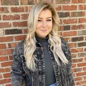 Meet your Posher, Rebecca